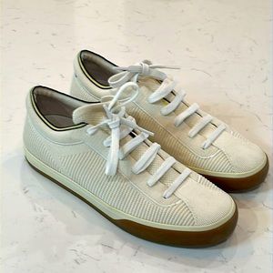 Rothys women’s - The lace up sneaker